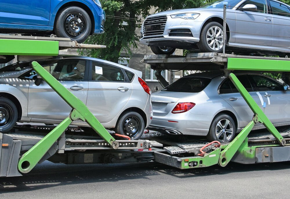 3 Types of Car Shipping Services Openair Vs Enclosed Vs Doortodoor