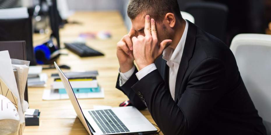 How To Deal With Work On Moving Day
