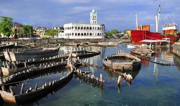 Ship Car To Comoros