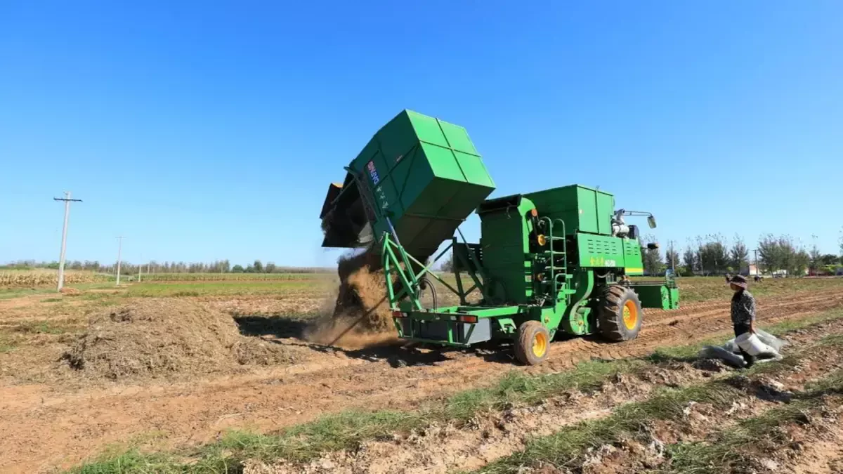 Shipping a Peanut Combine with Expert Equipment Transport