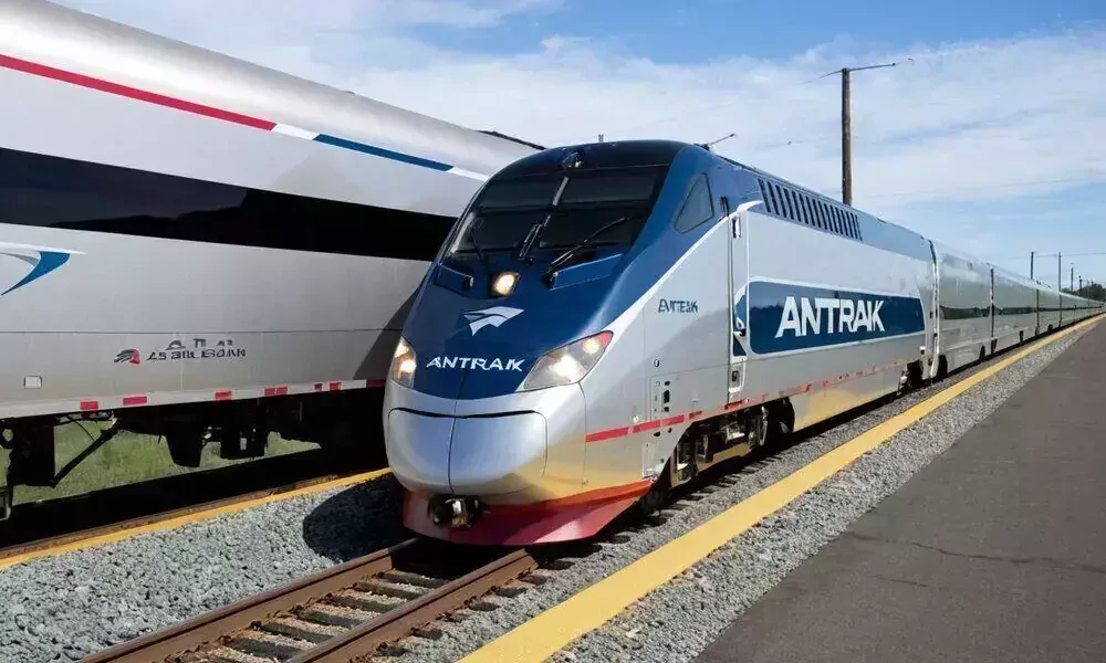 auto train at the boarding platform