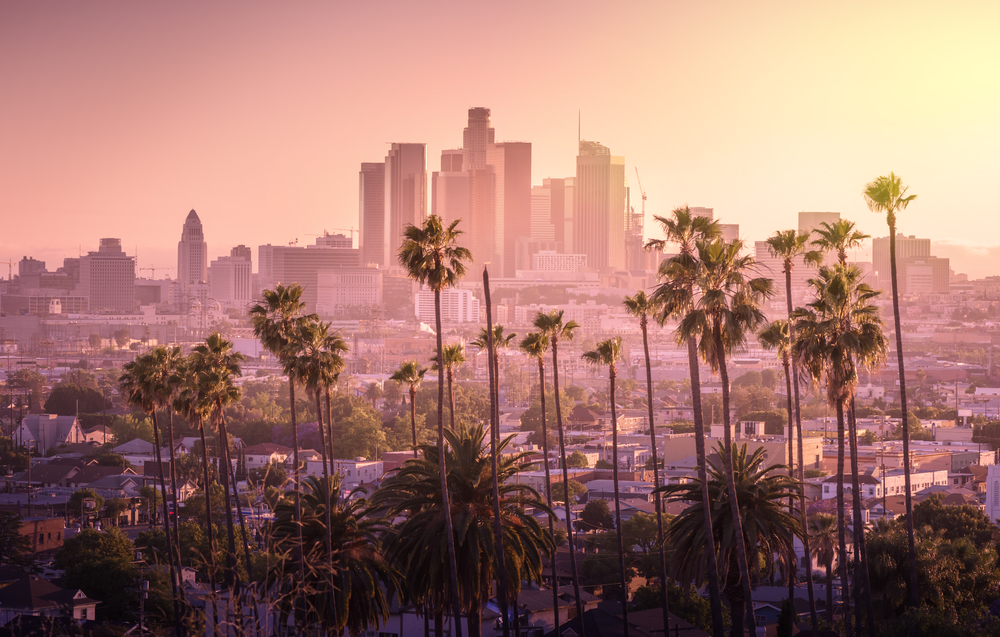Hire the Right Transporter to Ship Your Car from Atlanta to Los Angeles