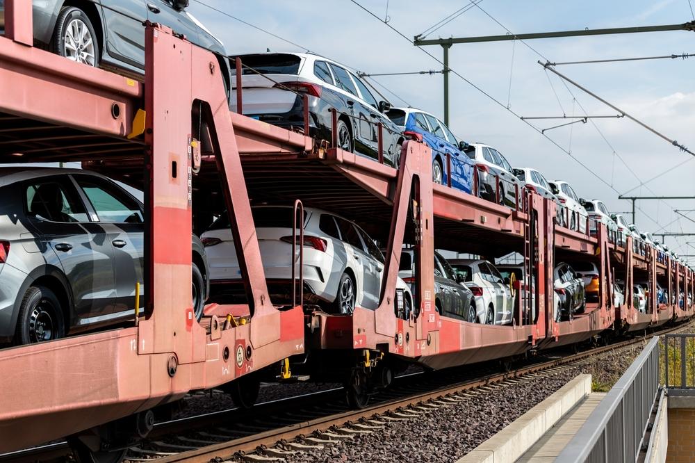 How Much Does It Cost To Put Car On Train To Florida?