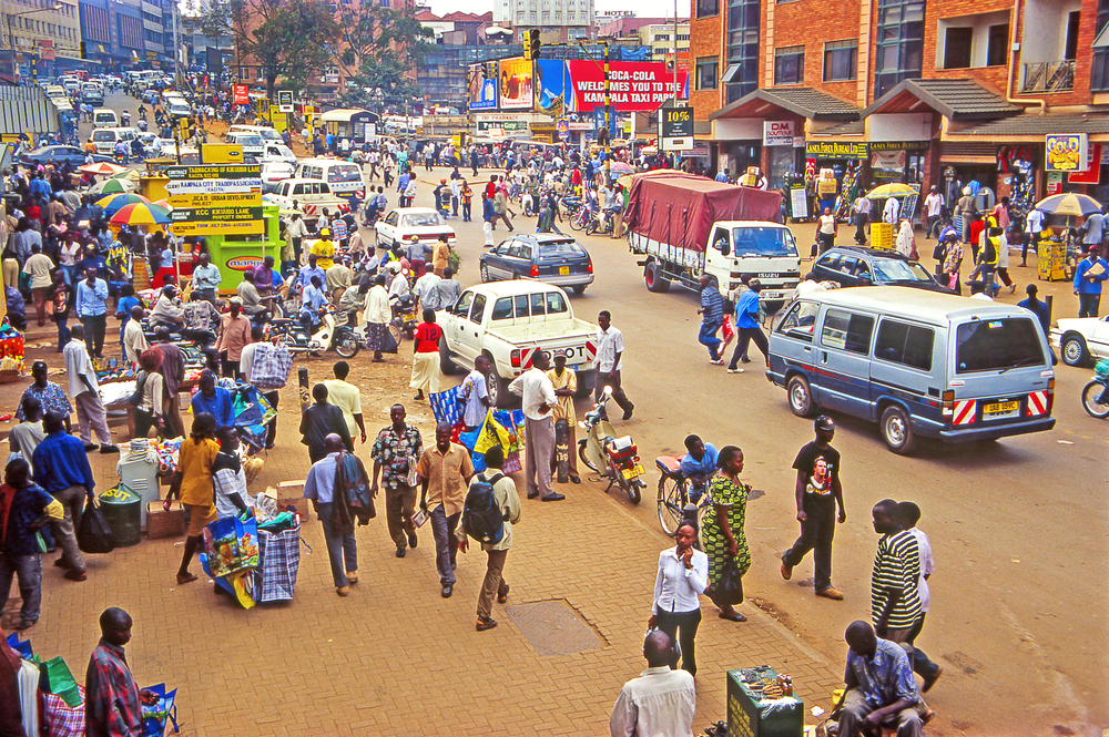 Why Is It Wise to Ship My Car to Uganda through Professionals?