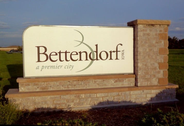 Bettendorf Motorcycle Shipping