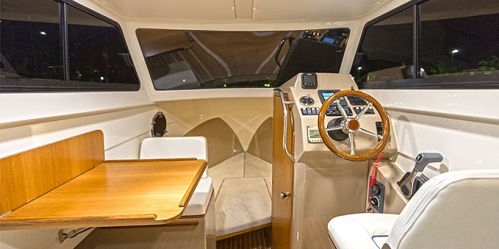 Taking Pictures of Your Boat Before Shipping