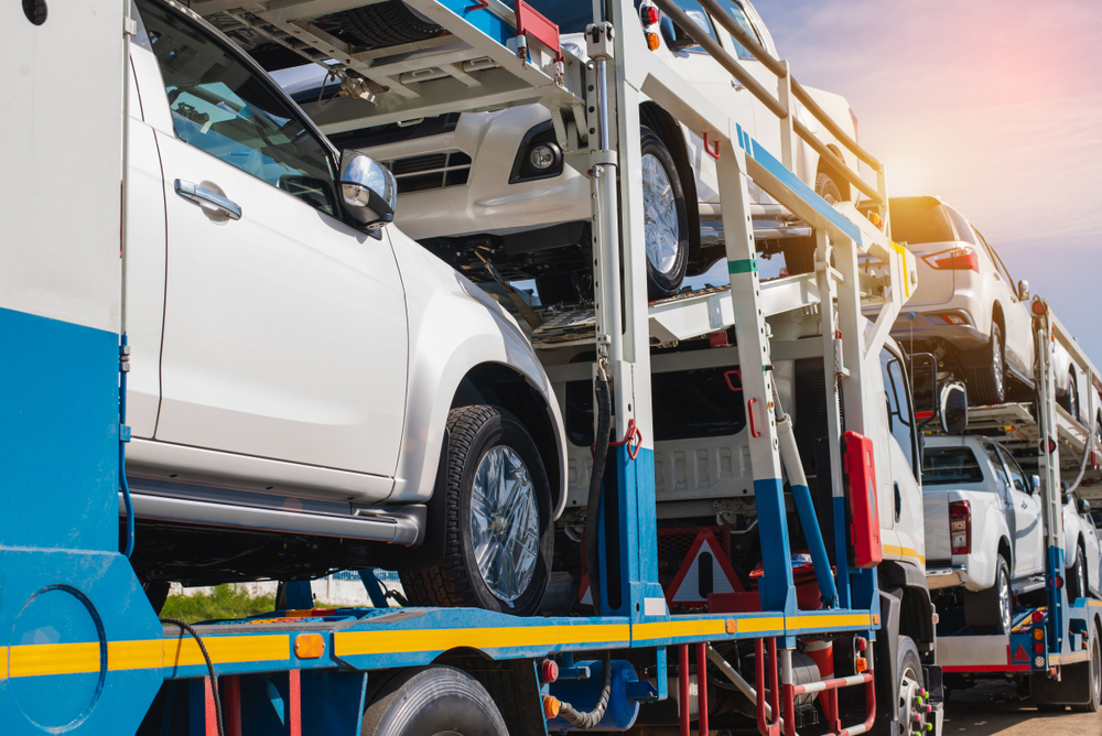 car-moving-companies-michigan.jpg