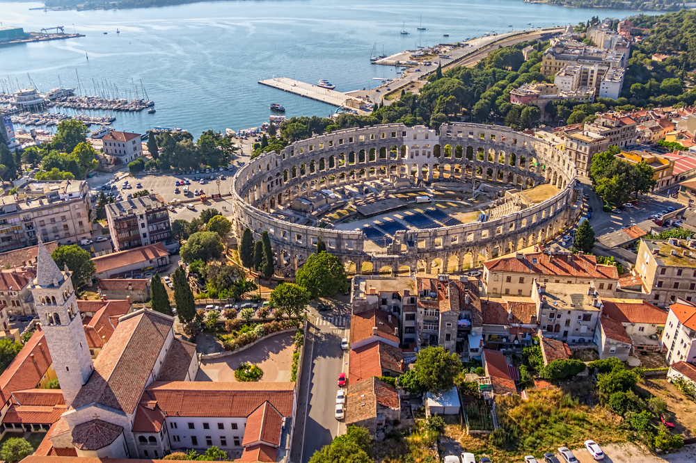 Ship Car To Pula