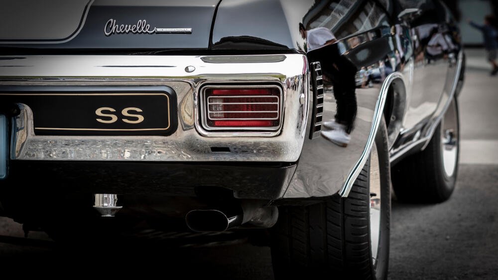 Chevrolet Chevelle Versus Plymouth Roadrunner