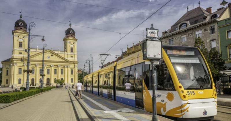 Ship Car To Debrecen