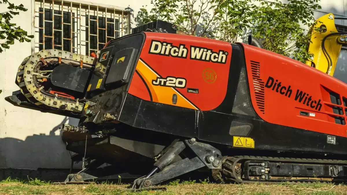 Shipping a Ditch Witch