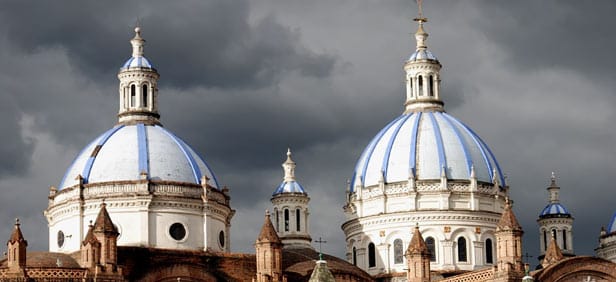 Shipping a Car to Ecuador through RO/RO Transport Is Worth the Inexpensive Service Cost