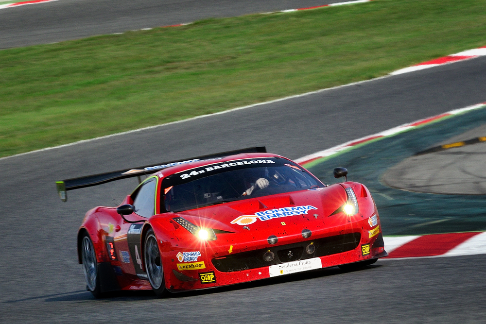 ferrari-racing.jpg
