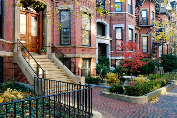 How Soon Should You Start Discovering Your New Neighborhood?