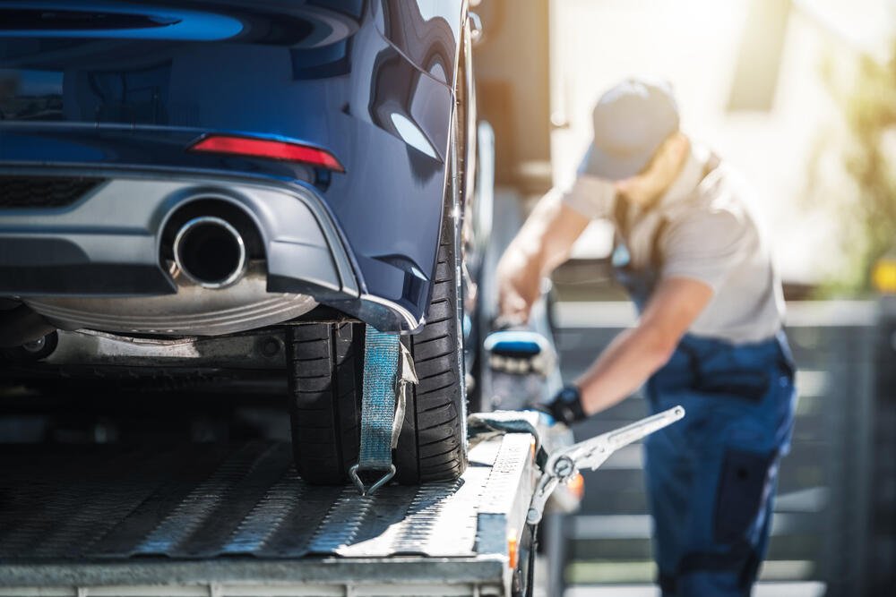 How Do Interstate Towing Company And Nationwide Auto Shippers Operate
