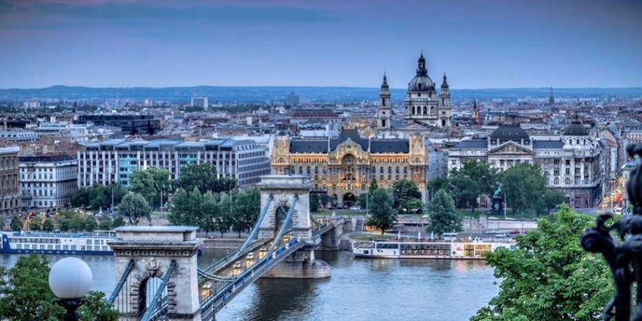 What Are the Costs Associated with Shipping a Car to Hungary?