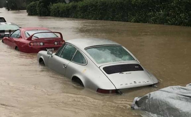 Hurricane Harvey Ruins Lives, Destroys Houses and Cars
