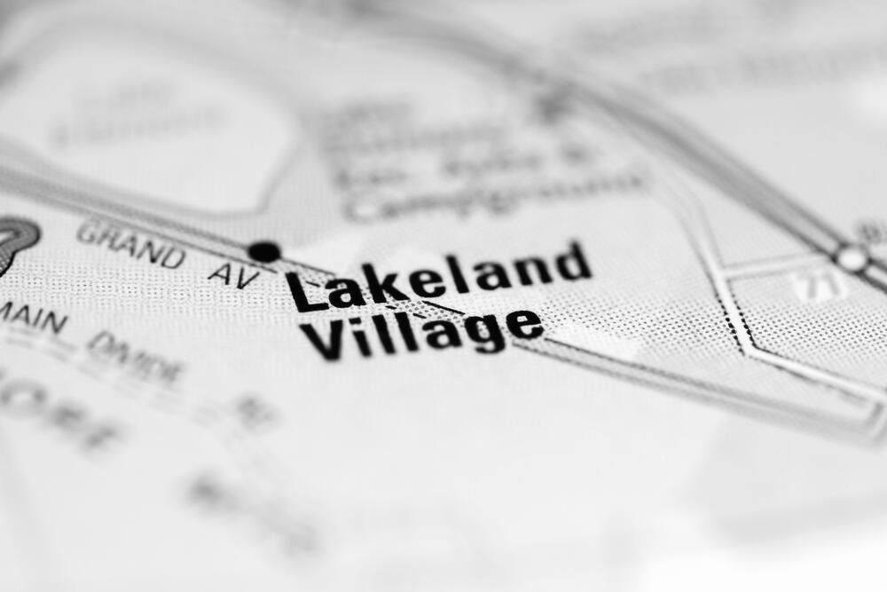 Lakeland Village Motorcycle Shipping
