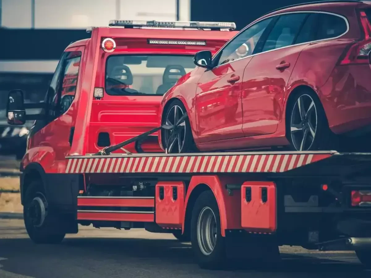 trailer carrying a vehicle