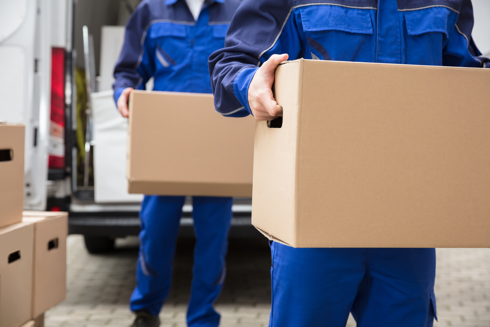 Moving trucks near me Tavares