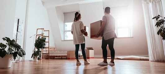 Moving Overseas to UK โ Moving and Storage Services