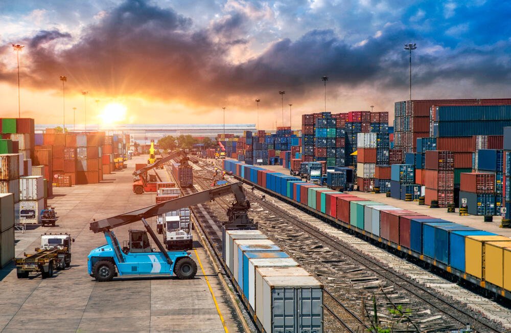 Rail Freight Transport Mankato, MN