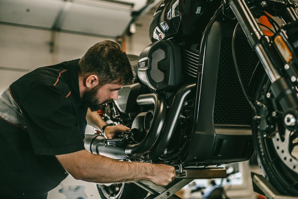 Tips for Finding a Quality Motorcycle Mechanic When You Move