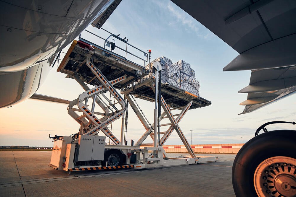 New Jersey to Lousiana state to state air freight transport