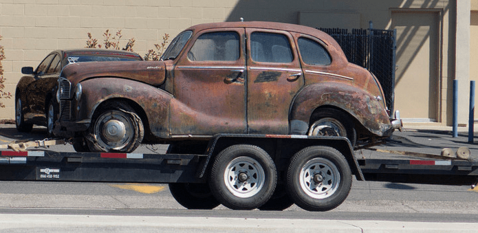 Shipping A Non-running Vehicle: Do’s & Don’ts