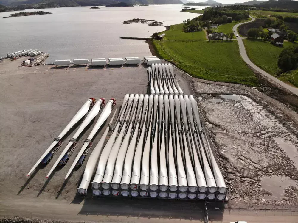 aerial view of air motor blades