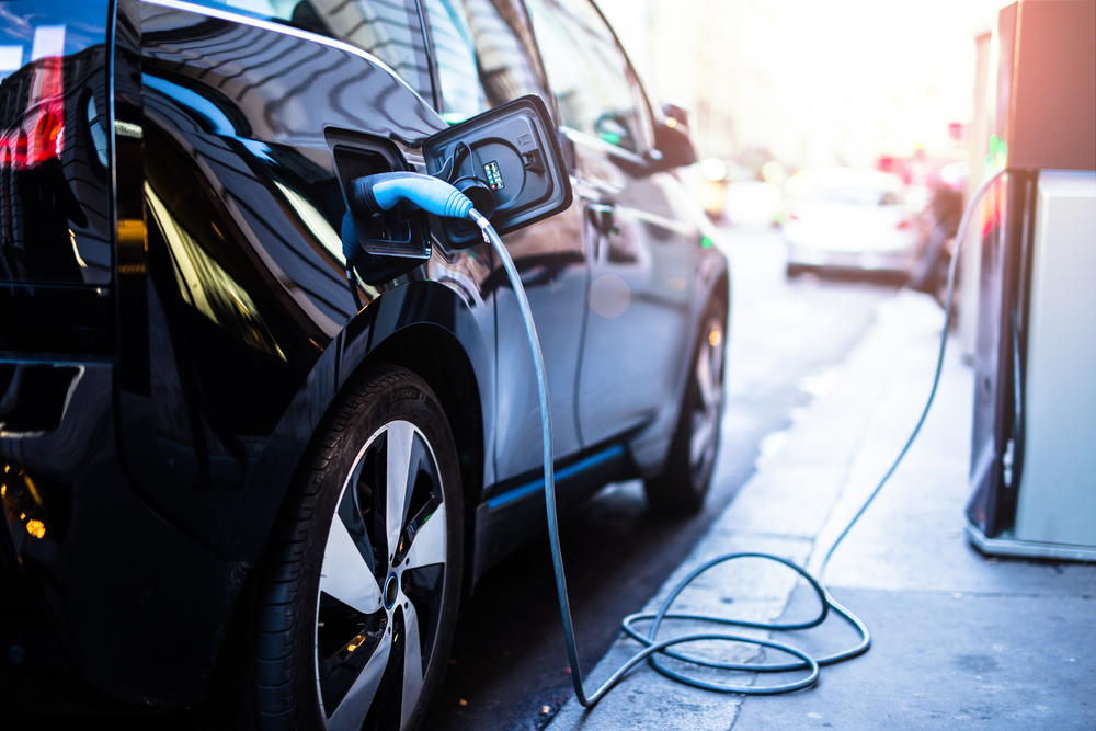 qualify-federal-tax-incentive-for-electric-vehicle.jpg