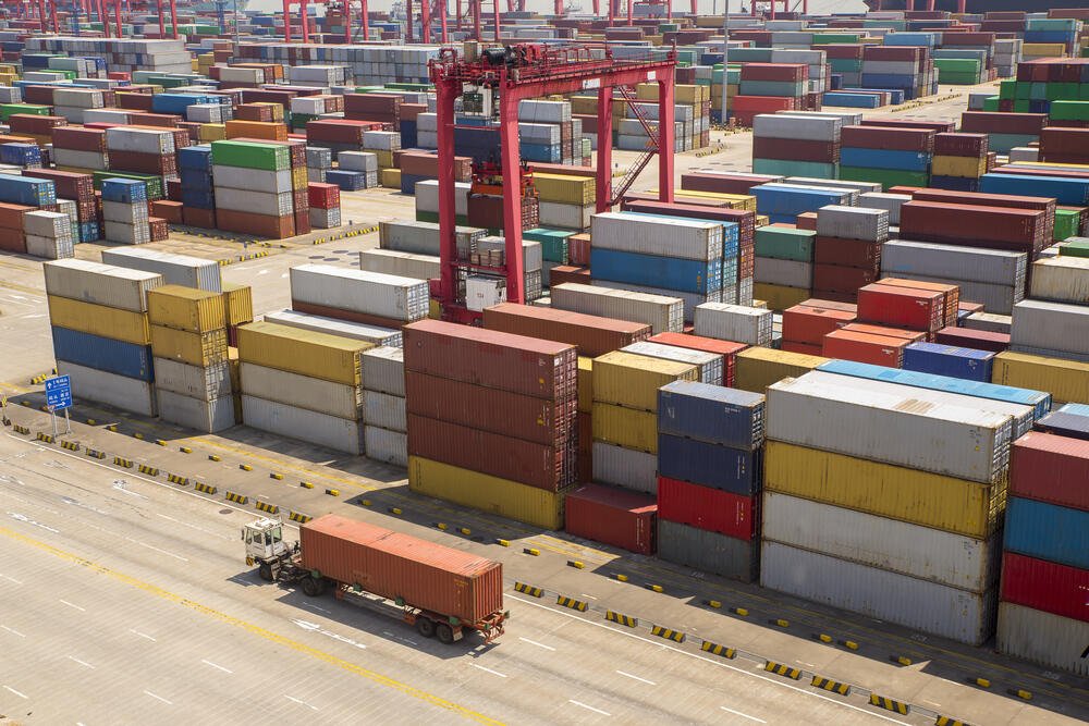 Things to Consider When Choosing a Container Shipping Company Right Container Shipping Company