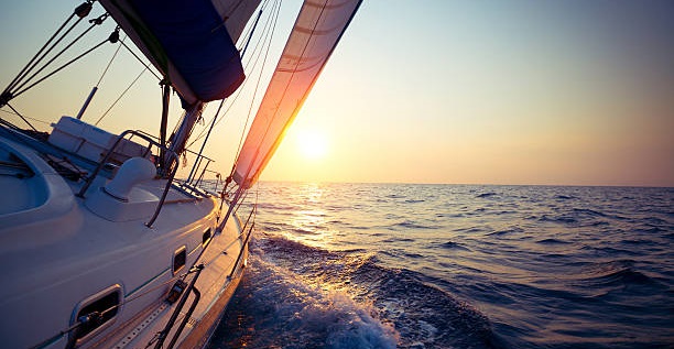 sailboat1.jpg