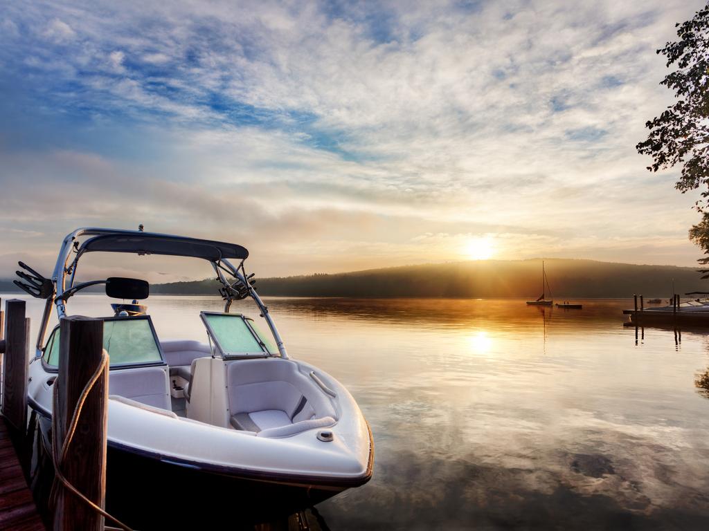 Get Services From Professionals For Boat Shipping To Hawaii