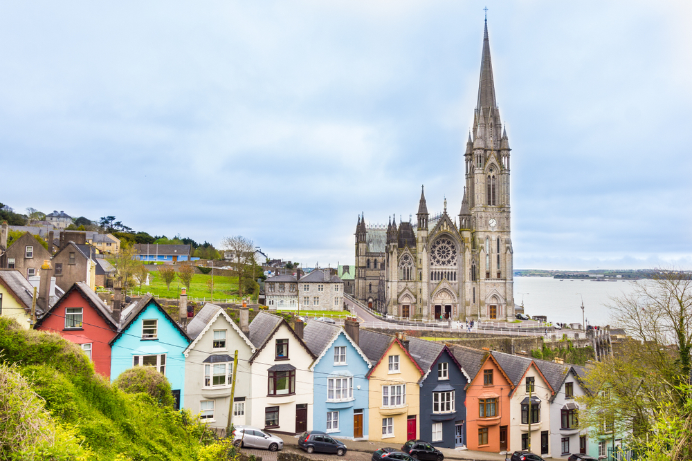 What Will Transport Services Cost to Ship a Car to Ireland?