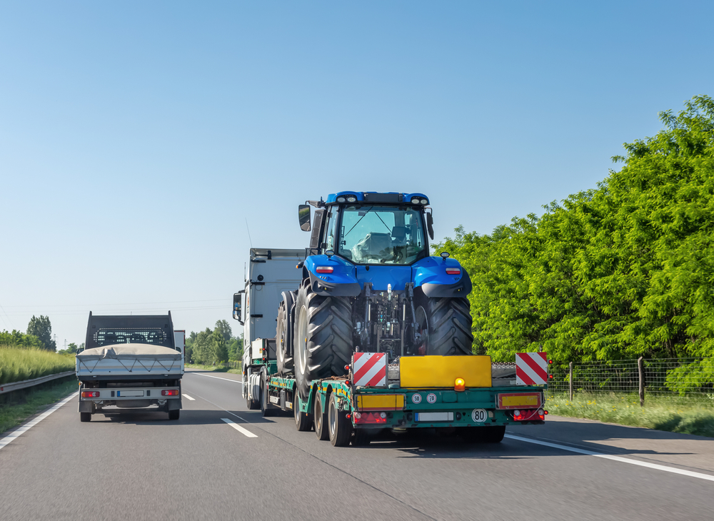 St. Petersburg, FL Heavy Equipment Shipping Hauling Services Near Me