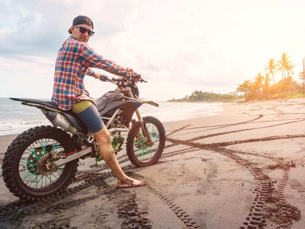 Certifications and Licensing for Motorcycle Shipping Companies Should Have as Validation