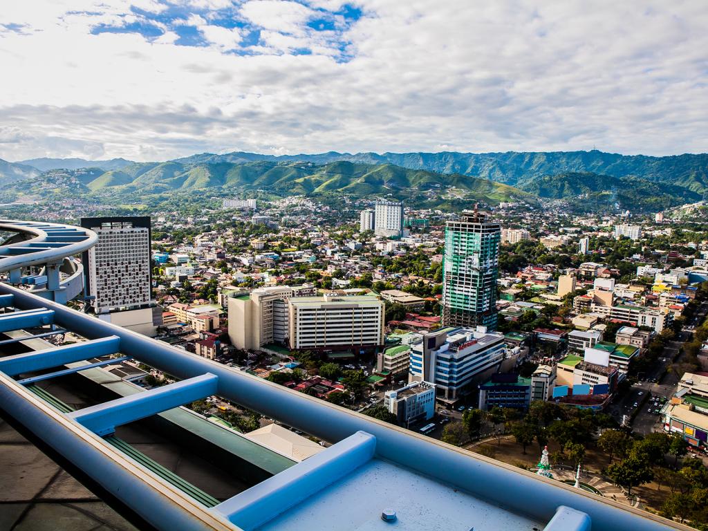 Hire an International Transport Company to Ship Your Car from the US to the Philippines