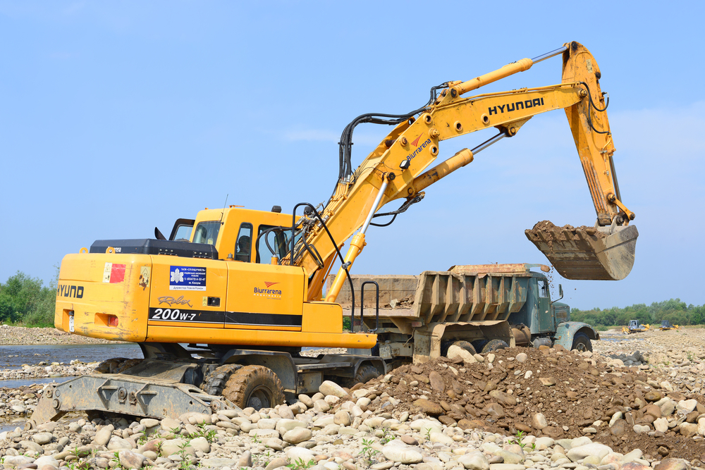 Heavy Equipment Shipping & Haulers In Visalia