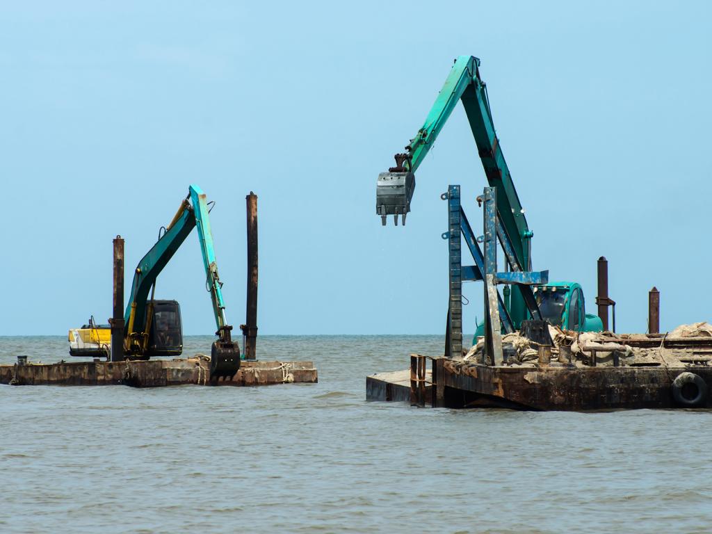 Dredge Transport Services