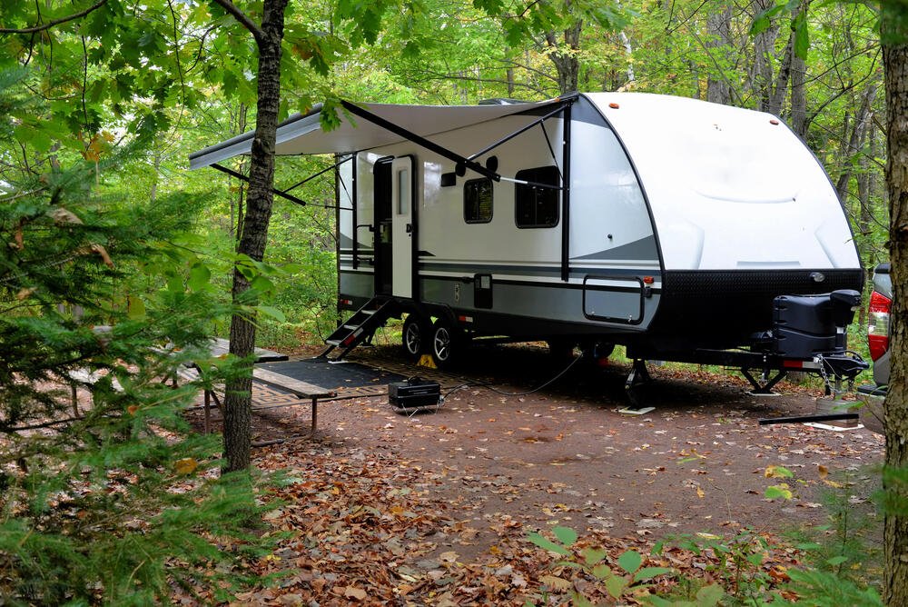 things-to-consider-when-it-comes-to-rv-trailer-transport-02.jpg