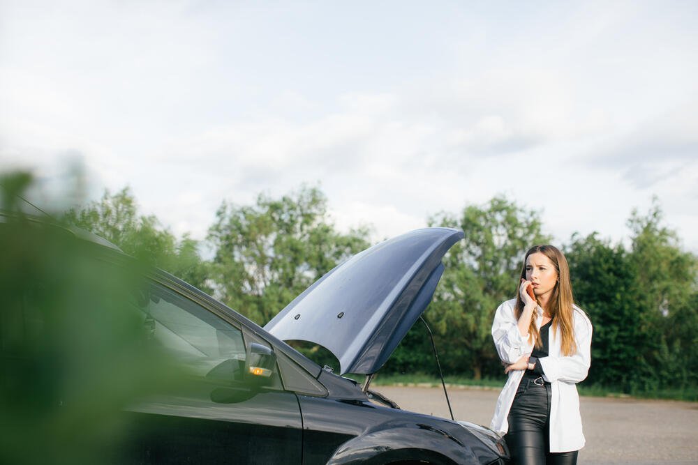 Top Essential Tools For Emergency Car Repair