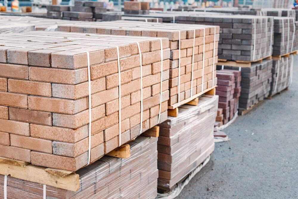 Transport Building Materials Safely And Cost Effectively