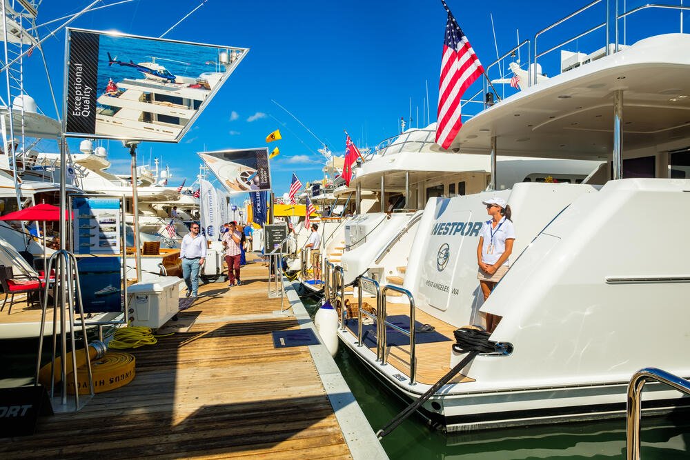 Transporting Luxury Boats The Costs And The Risks