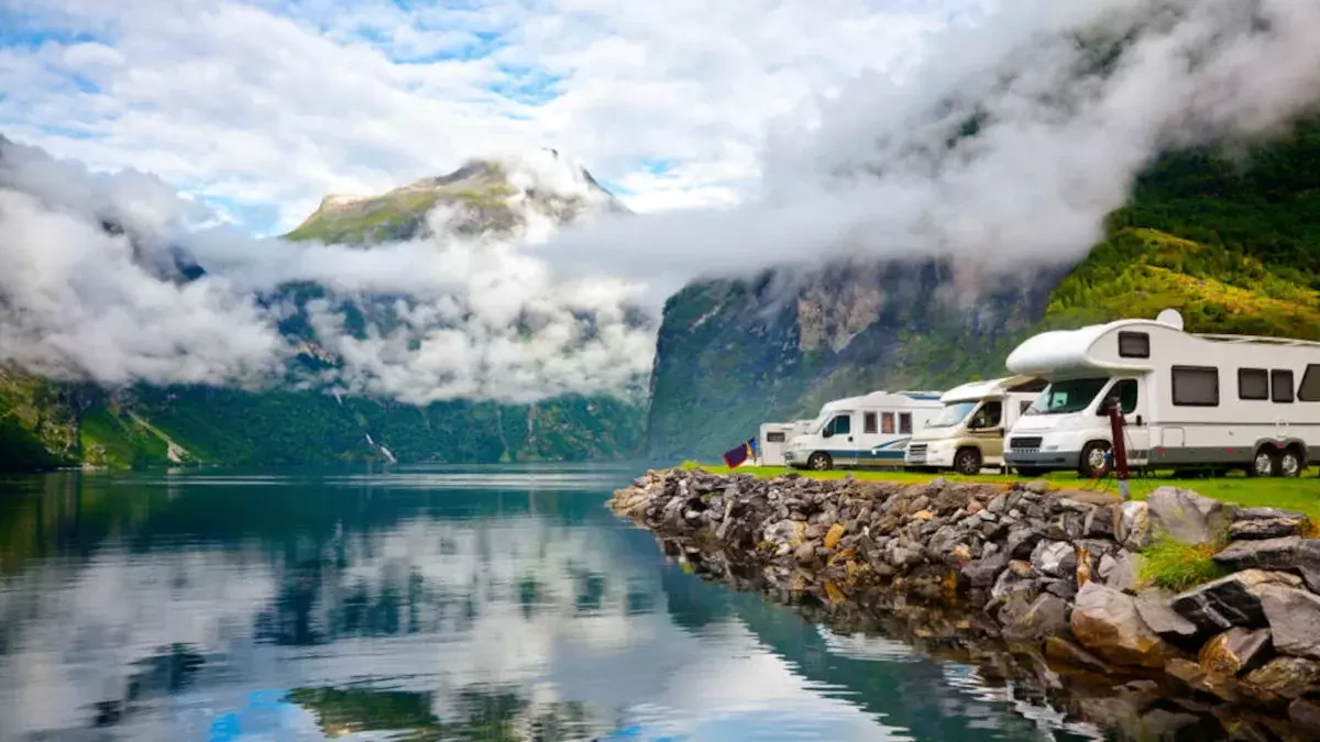 Top-Notch Travel Trailer Transport Services