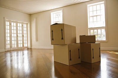 How To Go About Stacking Boxes/Crates In The Truck Safely