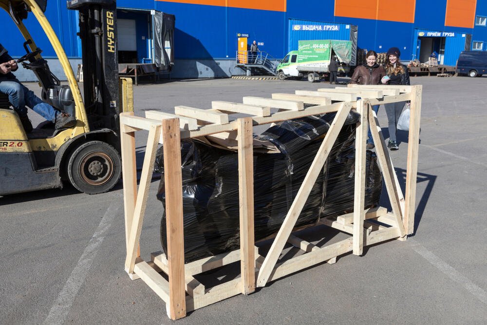 which-shipping-method-is-best-for-a-motorcycle.jpg