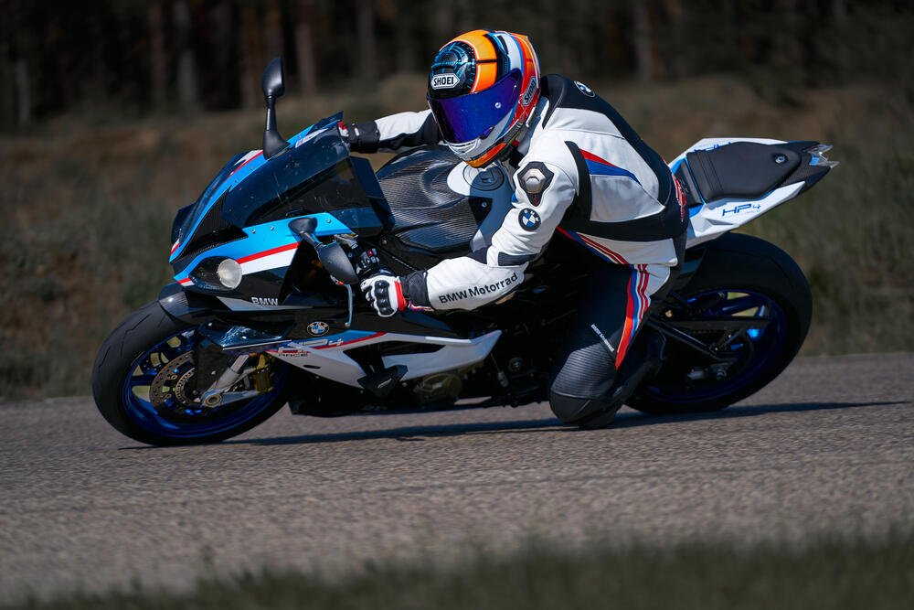 Winnetka, IL nationwide motorcycle shipping