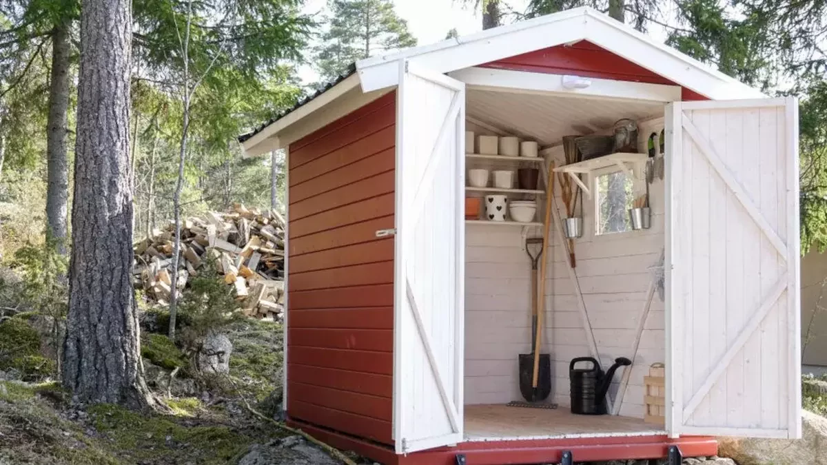 Expert Utility Shed Movers for Seamless Shed Relocation